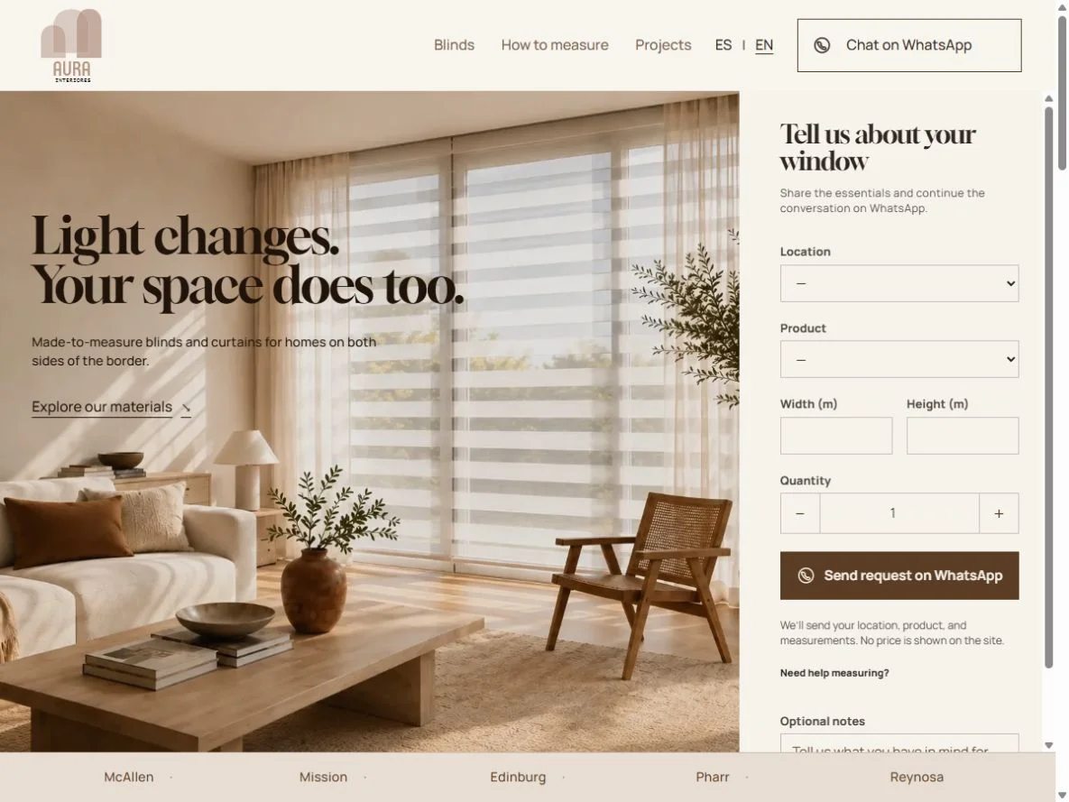 Aura Interiores homepage with a sunlit living room and a WhatsApp quote request form